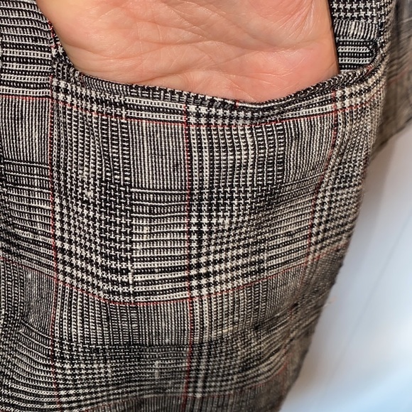 Doncaster Plaid Blazer Size 10P - Picture 6 of 10